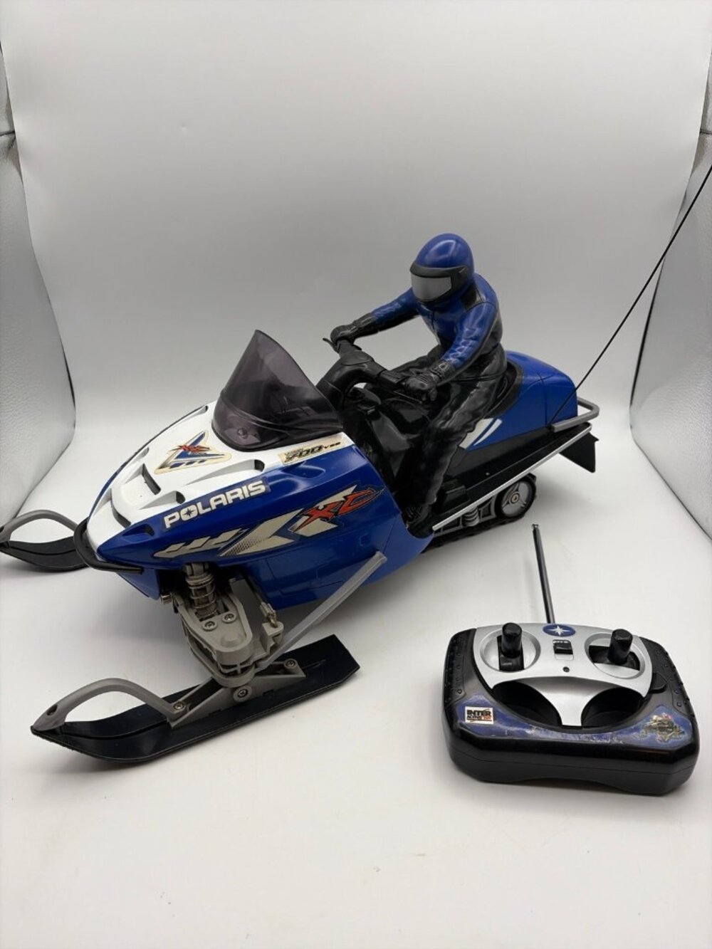 VTG 2002 Interactive Toy RC Polaris XC Liberty 700 VES Snowmobile Tested Working
